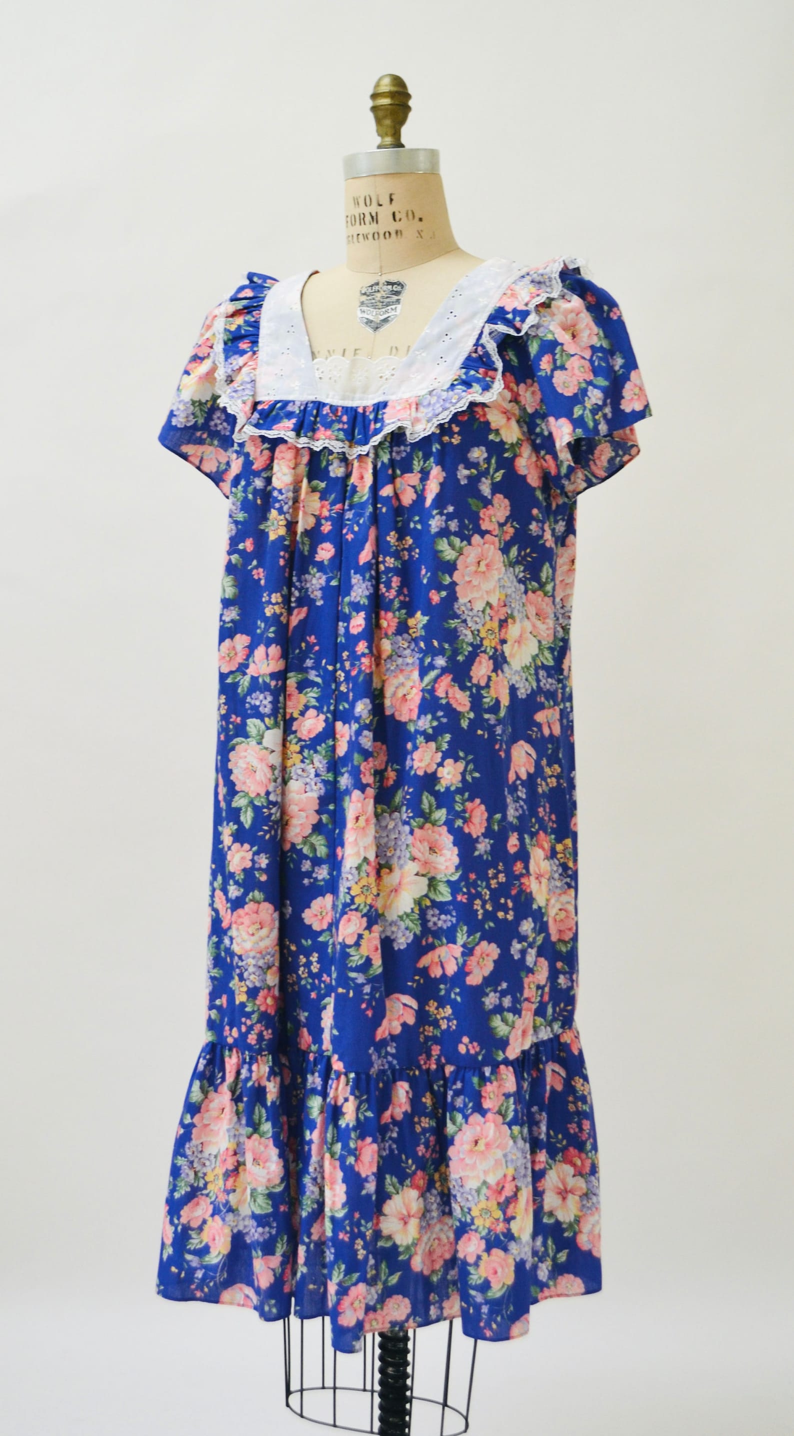 bynd fashion dress Retro Floral Moomoo Dresses, House Lounge Vintage Nightgowns, Cosplay  Costume A, main image 1