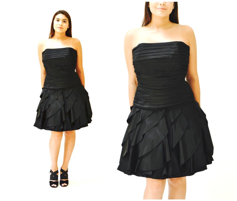 Black Strapless Cocktail Dress for a Party