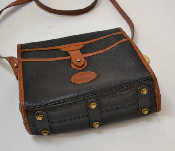 80s Vintage Dooney & Bourke Bag Purse// Navy Leather Shoulder Bag