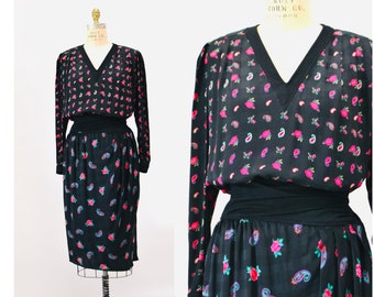 80s Vintage Miss O by Oscar de la Renta Top and Skirt Black Pink Silk Skirt and Peasant Blouse Paisley Floral Print Small Medium