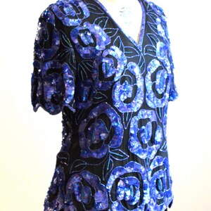Vintage Sequin Shirt Top Black and Blue Sequin shirt Size Medium// 80s 90s Vintage Sequin Shirt in Black and Blue Art Deco Flapper Inspired image 4