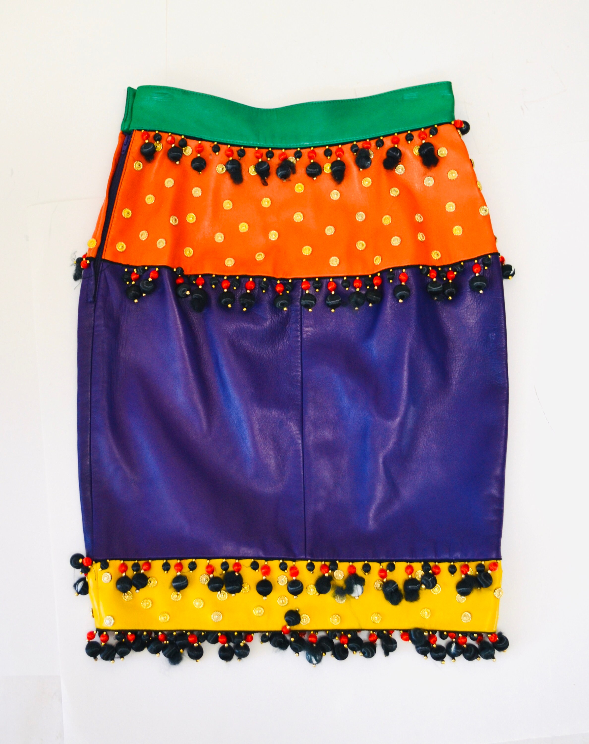 90s MOSCHINO EMBROIDERY SUEDE SKIRT レザー Vintage 90s Moschino Rainbow Leather SKIRT 1991 Spring