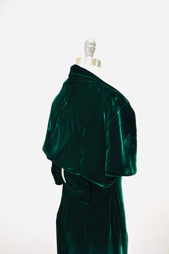 60s 70s Green Velvet Dress and Matching Cropped J… - image 7