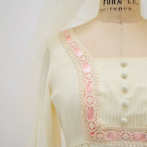 60s 70s Vintage Wedding Dress Small Long Sleeve Cream Conservative Floral Lace Pink Ribbon Wedding Gown Dress Chiffon Boho Wedding Dress image 4