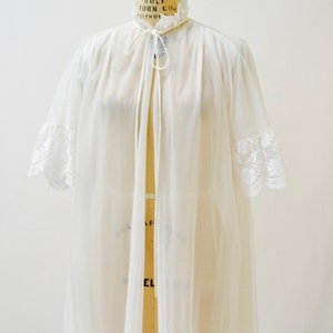Vintage Peignoir Robe Medium Lace White Ivory Wedding Honeymoon Robe Sheer Nightgown// Vintage Lingerie Peignoir Bridal Wedding image 9