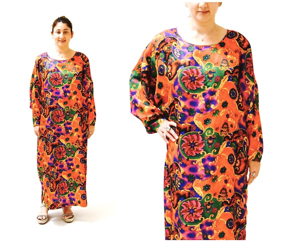 80s 90s Vintage Paisley Print Red Dress Caftan Kaf