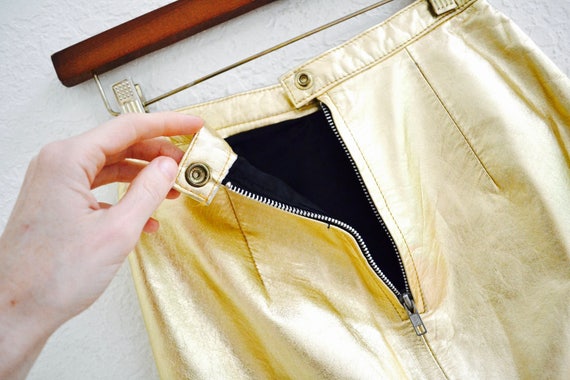 Vintage Metallic Gold Leather Skirt XS Small By L… - image 6