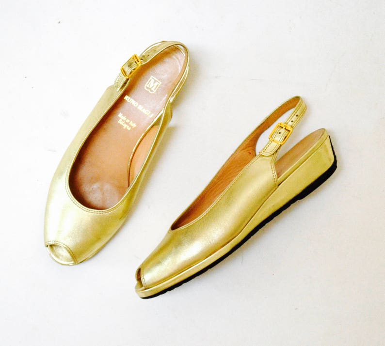 Vintage Gold Metallic Leather Sandals Slip on Heels Shoes 6 1/2 Burn Magli Made in Italy// Gold Leather Peep toling Backs Wedge 6 1/2 image 1