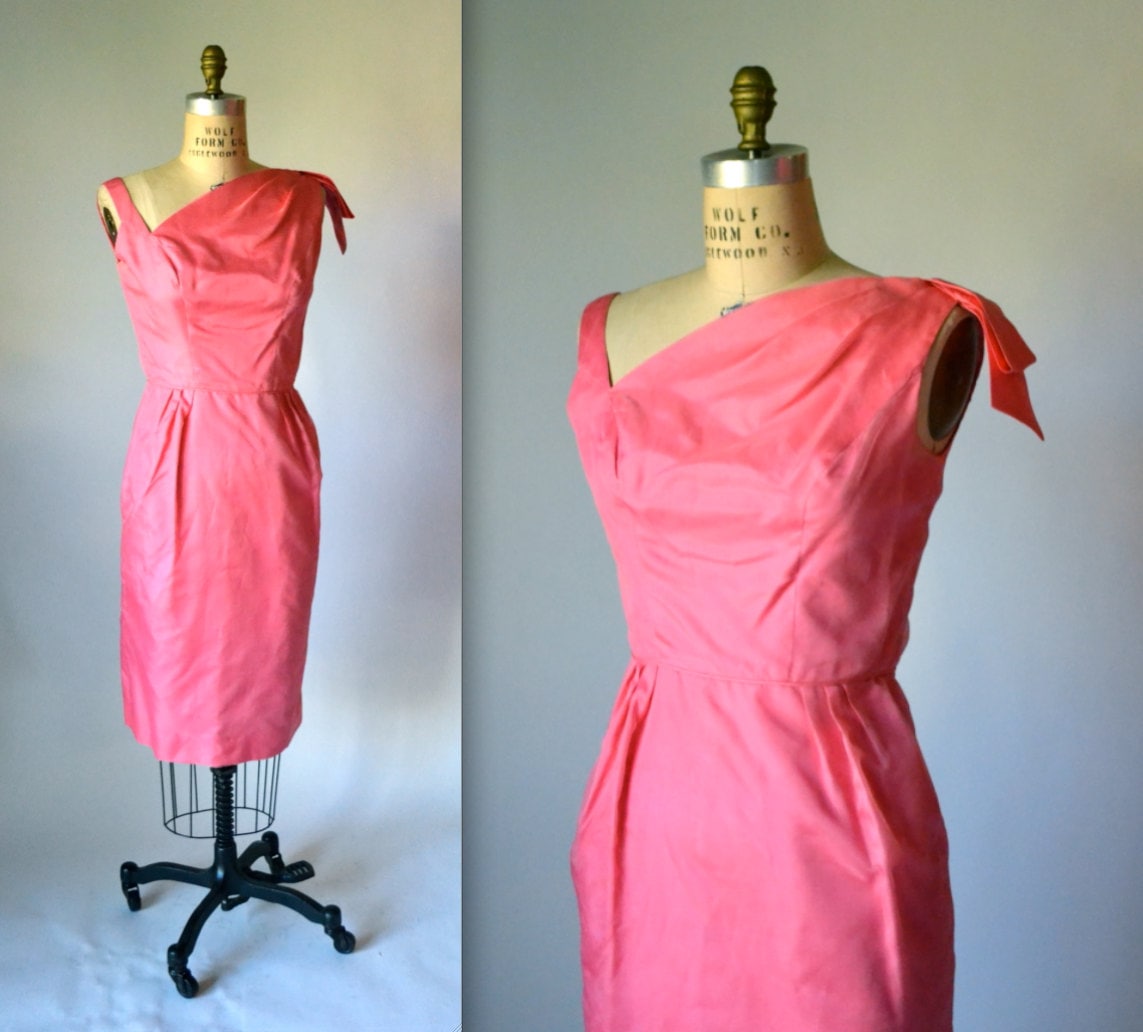 50s 60s Vintage Pink Shift Dress Size Medium in Silk Wiggle | Etsy