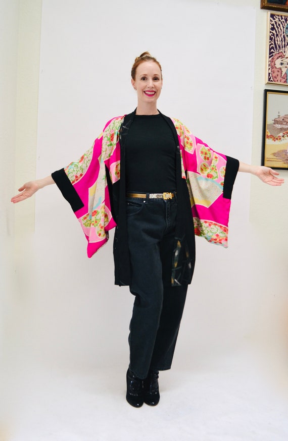 Vintage Kimono Jacket Robe Pink Black Fan Floral … - image 6