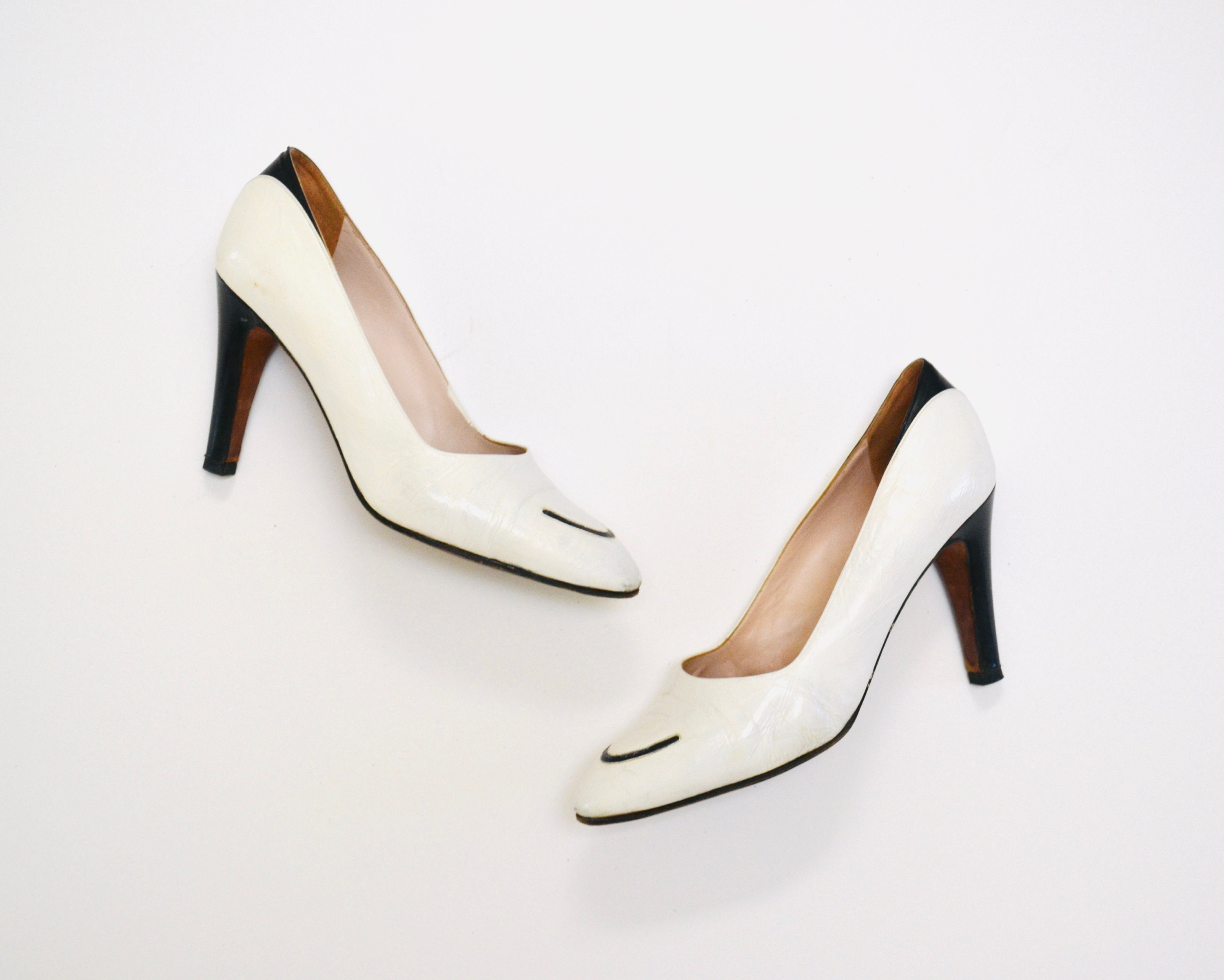 Vintage Gucci Yellow Logo Slingback Heels – Treasures of NYC