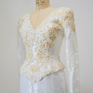 Robe de mariée vintage en dentelle blanche à sequins des années 80 et 90, robe de mariée classique vintage petite taille//robe vintage à sequins blancs à manches longues image 9