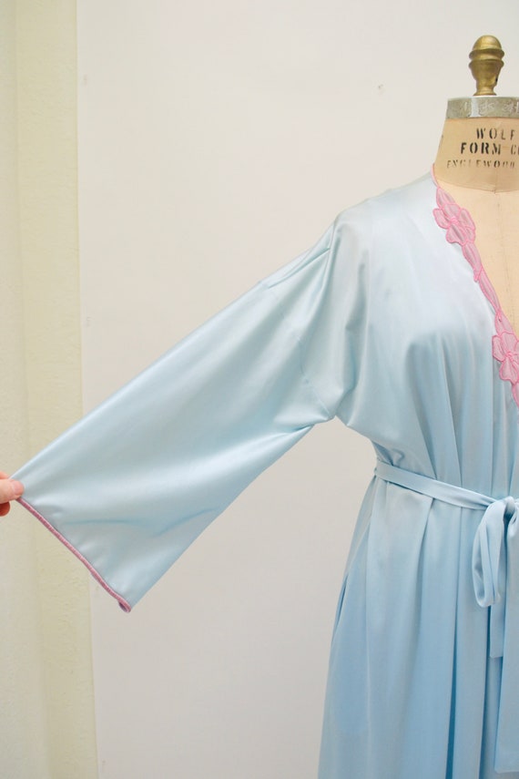 70s 80s Vintage Peignoir Nightgown Robe Vanity Fa… - image 10
