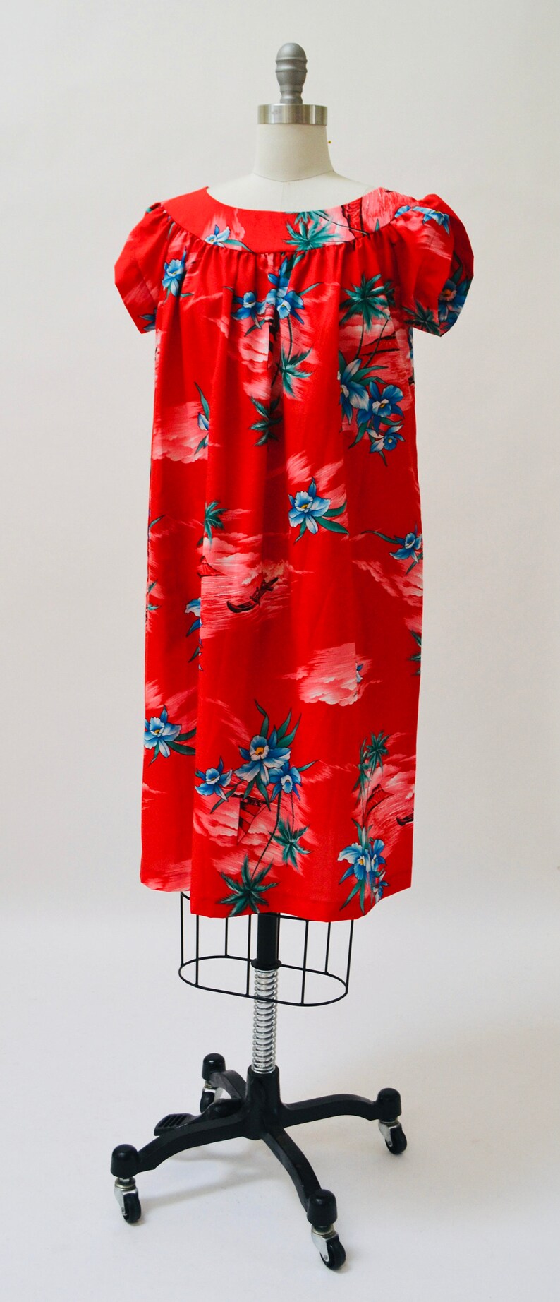 80s Vintage Red Hawaiian Floral Print Dress Size Large Beach Cover up ...