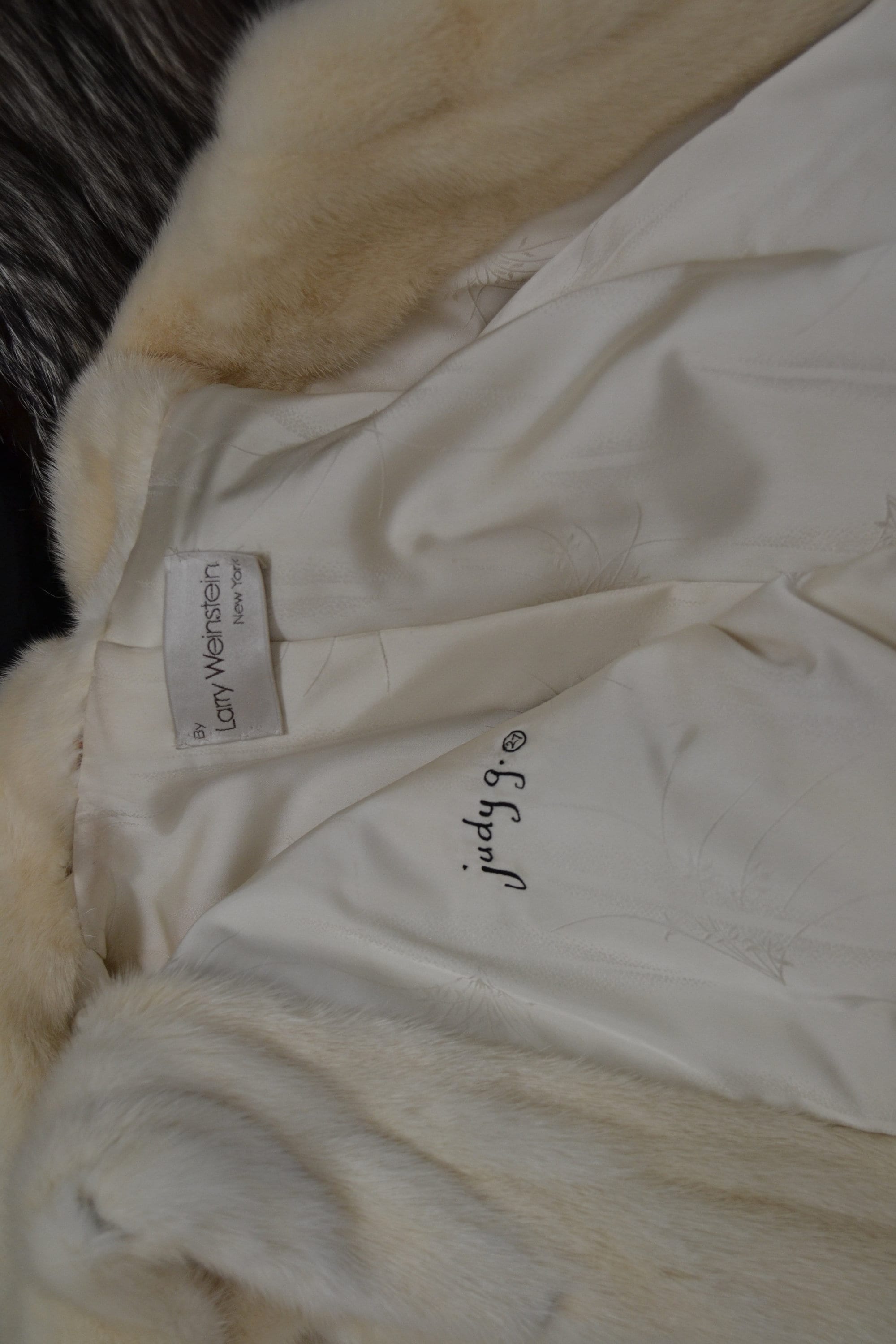 80s 90s Vintage Cream White Mink Fur Coat Jacket Medium 80s 90s Vintage Cream White Mink Fur Coat Jacket Medium