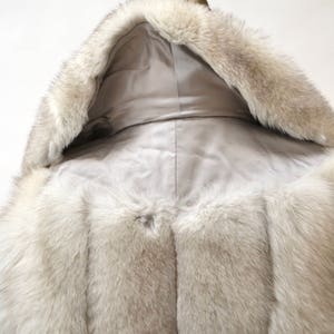 Vintage Cream Fur Cape// Vintage Fur Stole Fox Fur// Vintage Fur Cape Cream White Fox Fur Stole Cape Winter Wedding image 9