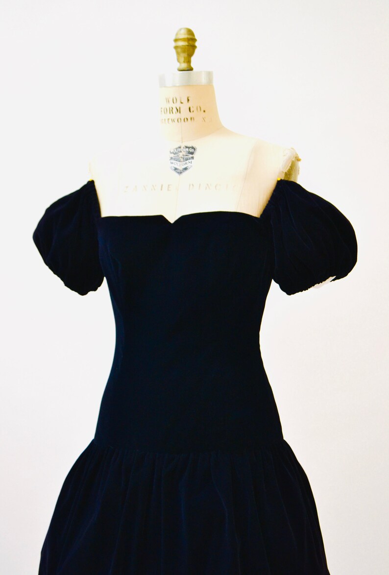 Vintage 80s 90s Prom Dress Size Small Medium Velvet Dark Purple Blue Vintage 80s 90s Velvet Dress Off the Shoulder Poof Sleeve Dress