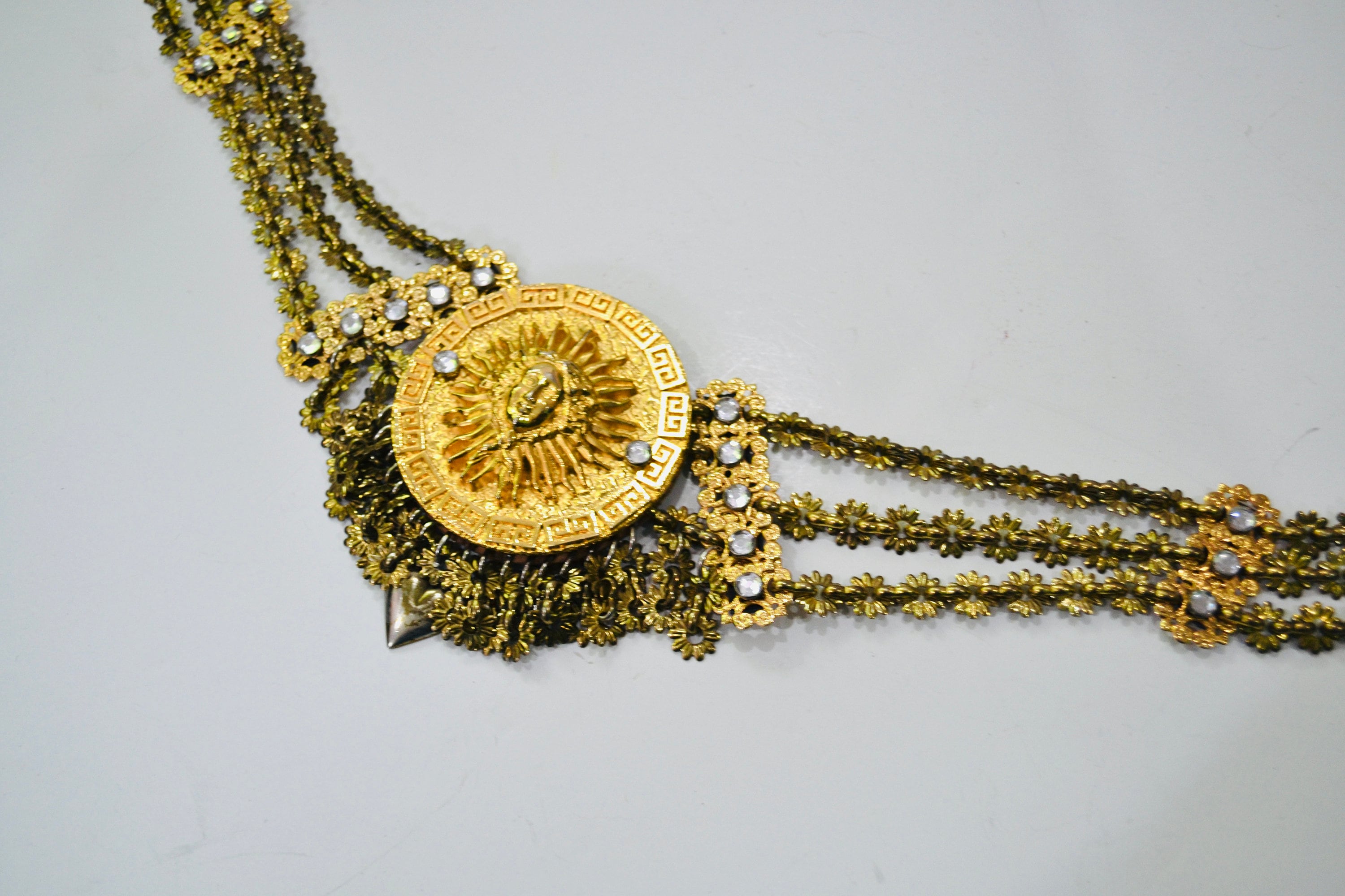 Vtg Gold Tone Festooned Chain Sun Belt Amazon.com: LumiSyne Vintage Chain Belt Women Sun Moon  main image 3