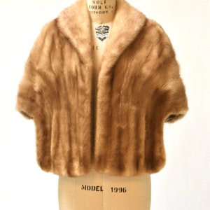 Vintage Mink Stole Honey Blonde Vintage Fur Stole Cape// Vintage Fur Cape in Blonde Cream Brown Winter Wedding image 3