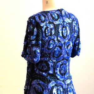 Vintage Sequin Shirt Top Black and Blue Sequin shirt Size Medium// 80s 90s Vintage Sequin Shirt in Black and Blue Art Deco Flapper Inspired image 3
