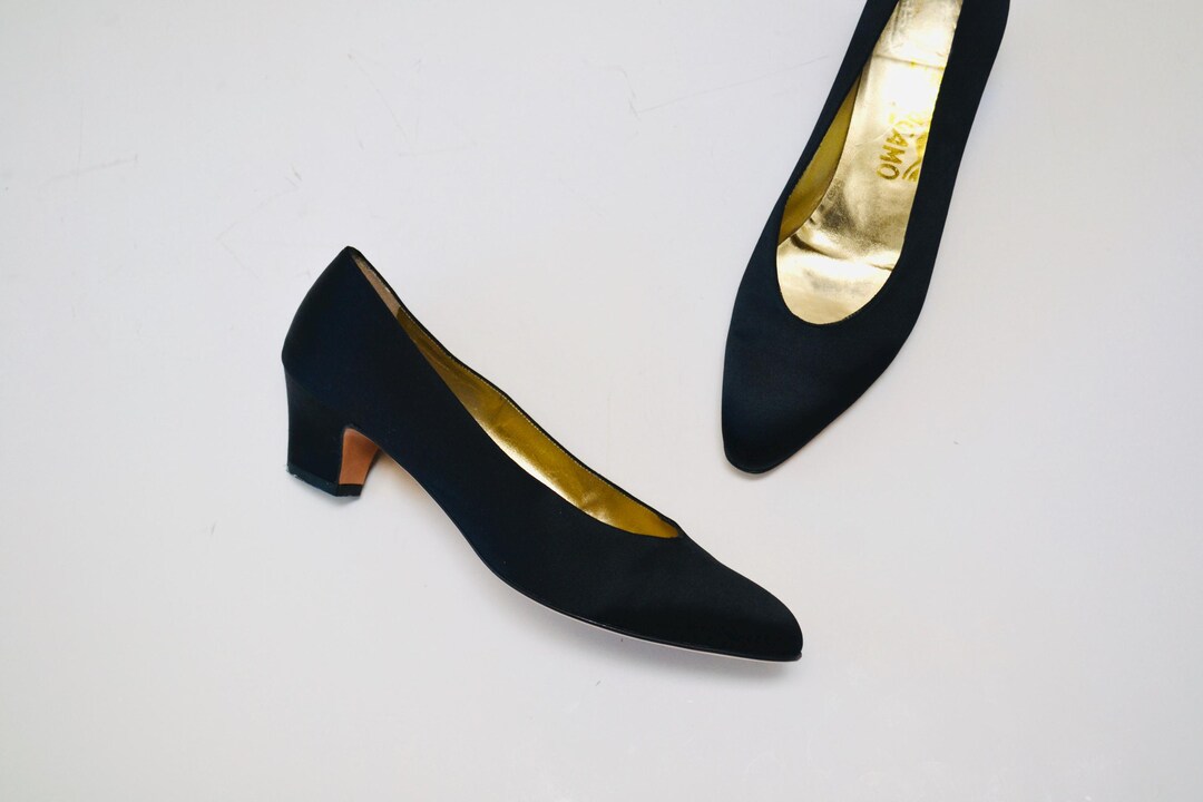 【希少レア】90s00s Salvatore Ferragamo Pumps VINTAGE 80s 90s Navy Blue Designer SALVATORE FERRAGAMO