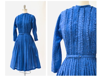 1950s Vintage Dress XS Small Blue Black Printed 50s Dress Fit and flare L'Aiglon // 50s 60s Vintage Blue Printed Dress Full Skirt XS Small