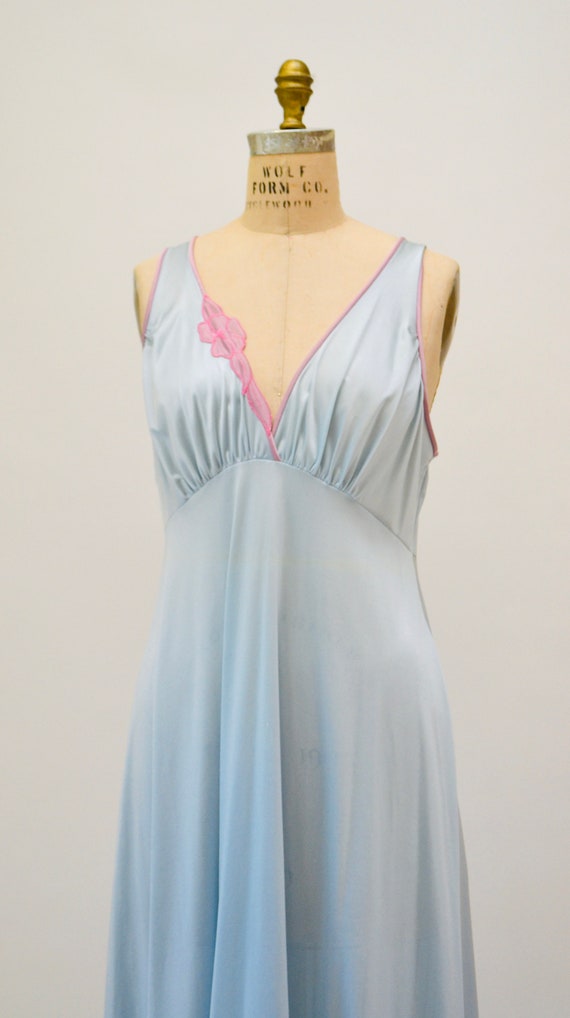 70s 80s Vintage Peignoir Nightgown Robe Vanity Fa… - image 3