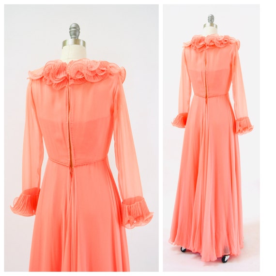 70s Alfred Bosand Vintage Peach Ruffle Dress Long… - image 6