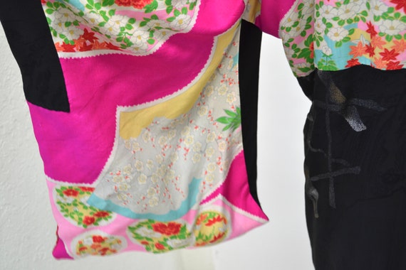 Vintage Kimono Jacket Robe Pink Black Fan Floral … - image 10