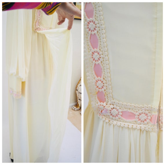 60s 70s Vintage Wedding Dress Small Long Sleeve C… - image 10
