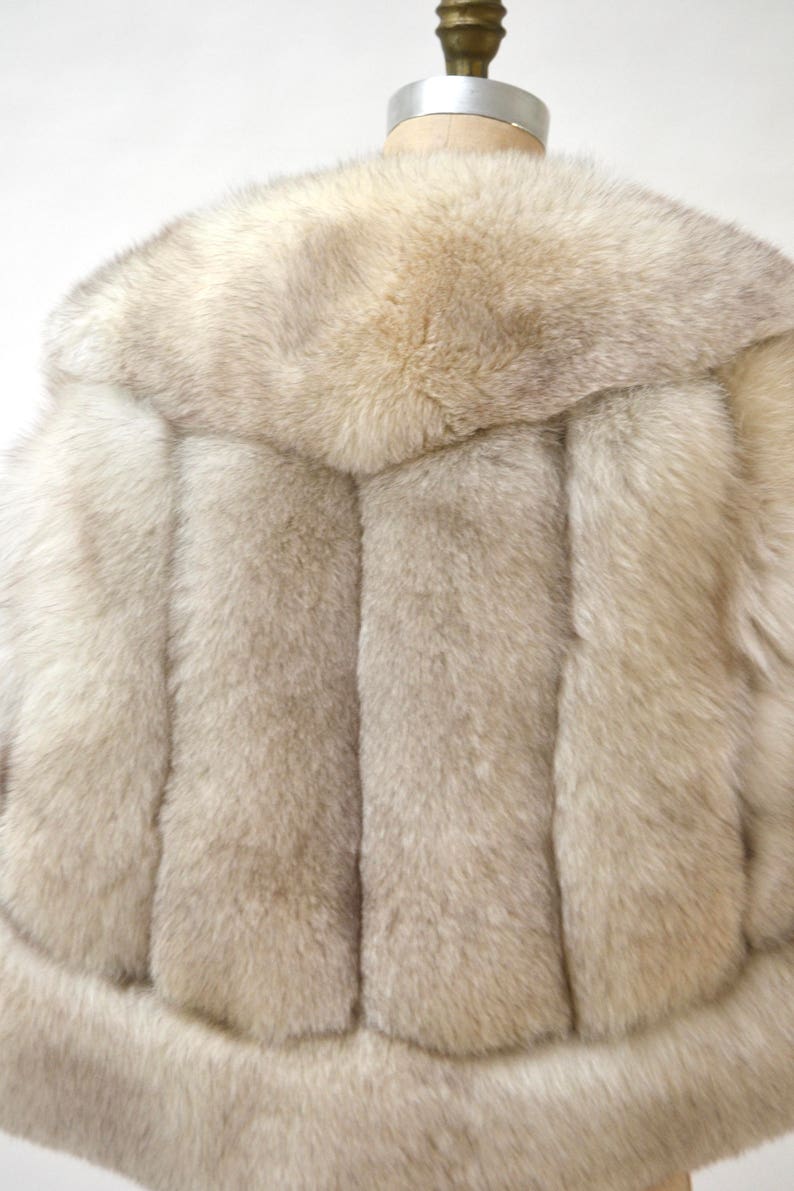 Vintage Cream Fur Cape// Vintage Fur Stole Fox Fur// Vintage Fur Cape Cream White Fox Fur Stole Cape Winter Wedding image 8