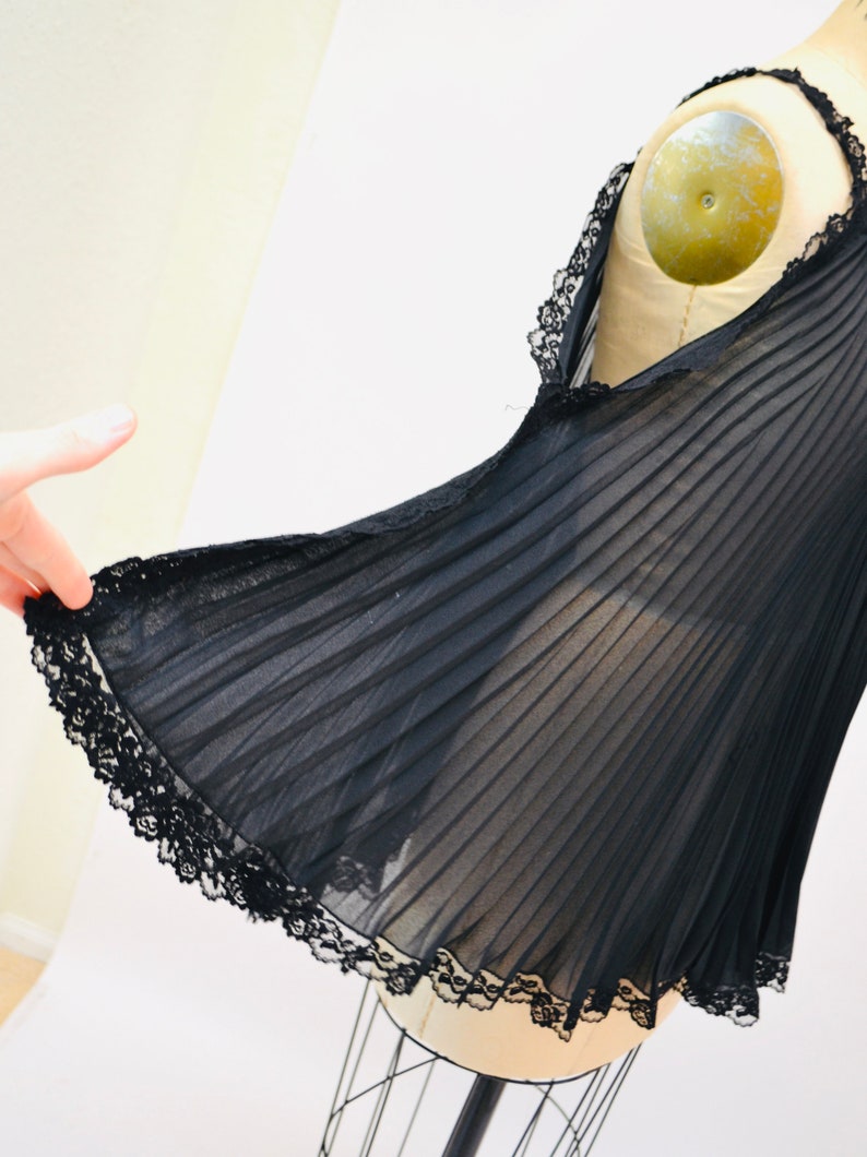 60s 70s Vintage Black Sheer Babydoll Pleated Nightgown Lingerie by Parisian Maid// Black Sheer Lingerie Night gown Black Honeymoon Maternity image 7