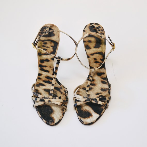 Strappy leopard deals print sandals