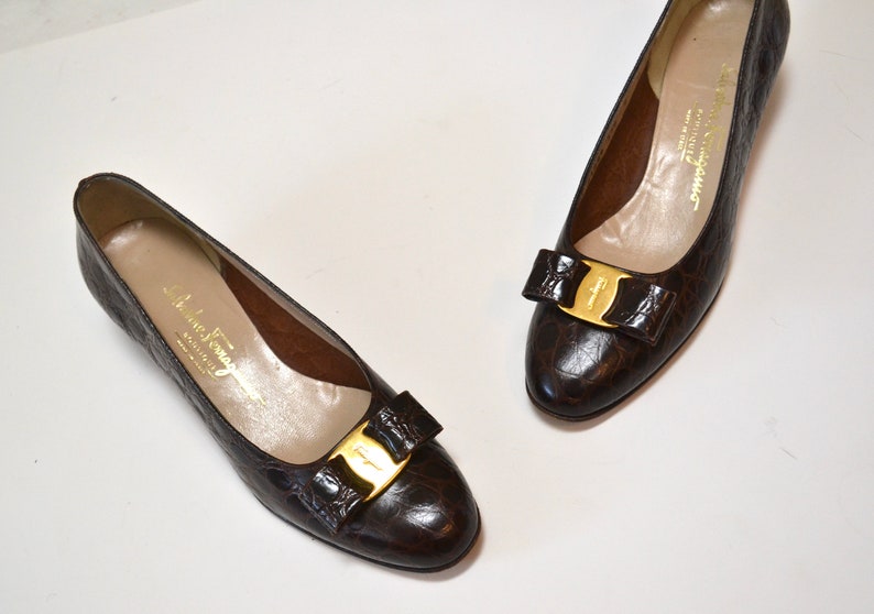 Vintage Salvatore Ferragamo Vara Pumps Shoes Size 8 8B Brown - Etsy