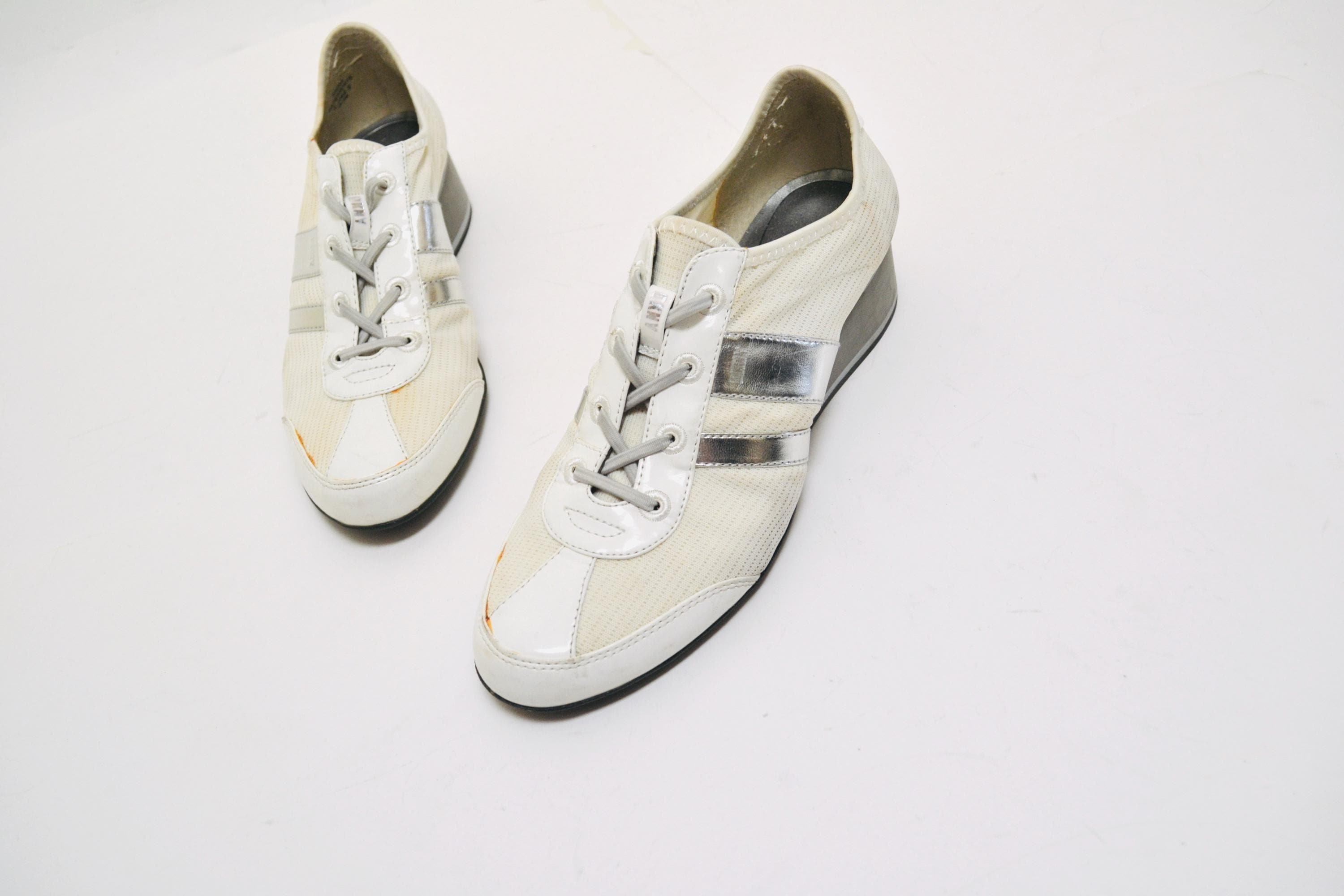 VTG 90s DKNY Hipster Supreme Comfort Sneaker Dad Mom Sneaker