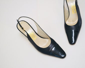 90s Vintage Salvator Ferragamo High Heel Shoes Sling Back Pumps Navy Blue 10AA 9 9 1/2 Made in Italy Navy Blue High Heels pointed square toe