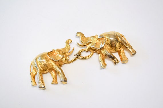 70s Vintage Gold Elephant Metallic Belt Buckle Vintage Mimi  display picture 3