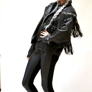 Vintage Black Leather Jacket with Fringe Size Medium Large// Vintage Black Leather Biker Jacket with Fringe size Large Motorcycle Jacket image 4