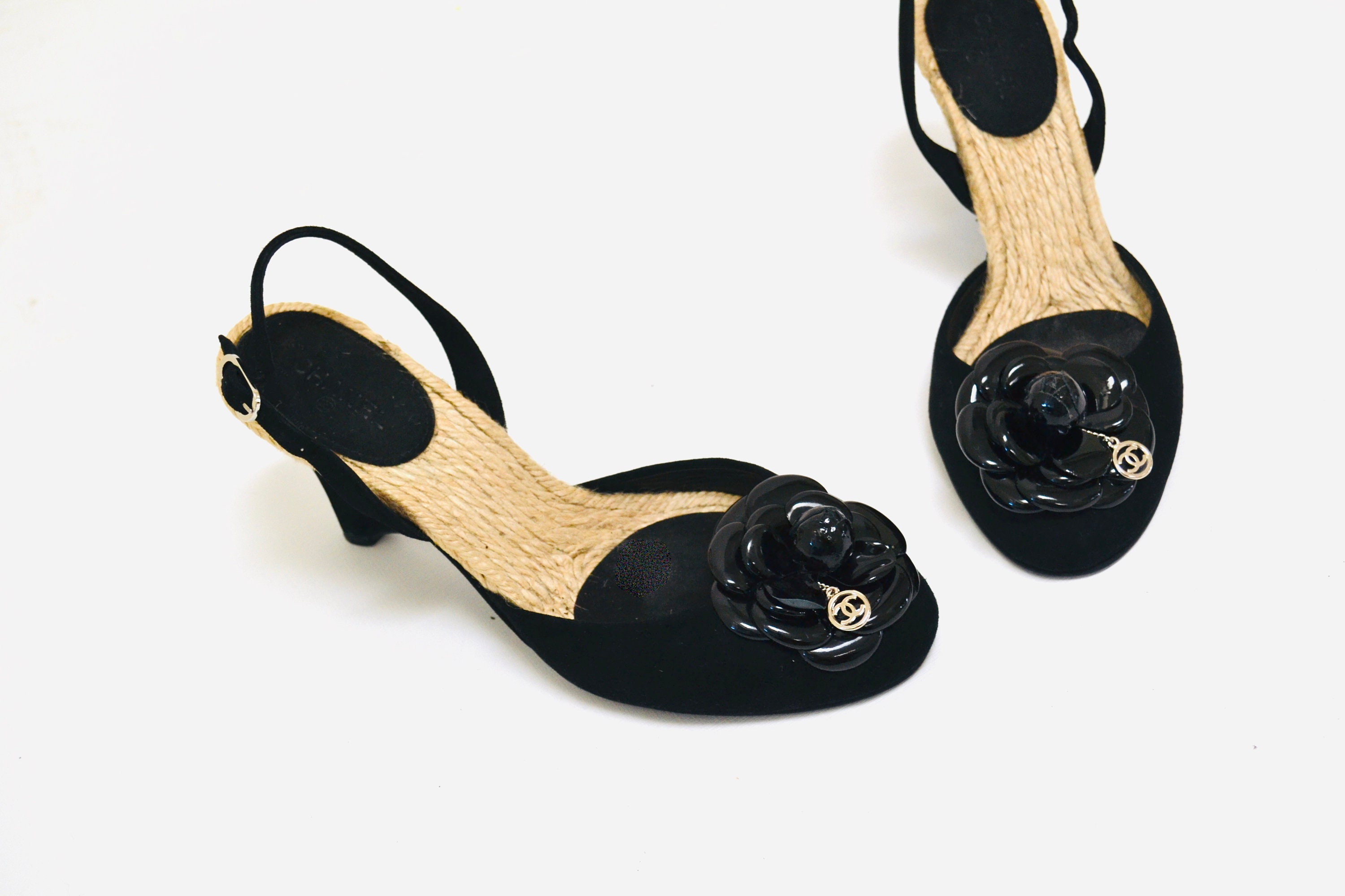 Chanel Two Tone Beige Black Slingback Heels W Round Cap Toe & CC Logo Size  40