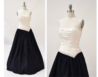 Vintage Black and White Ball Gown Evening Gown Dress Strapless Size Small With Rhinestones by Lillie Rubin // Vintage Black white Prom Dress