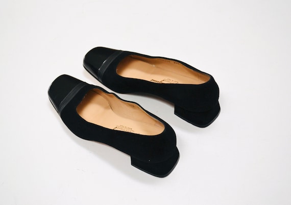 Vintage Salvatore Ferragamo Low Heel Flats Pumps Shoes 6 1/2 Wide