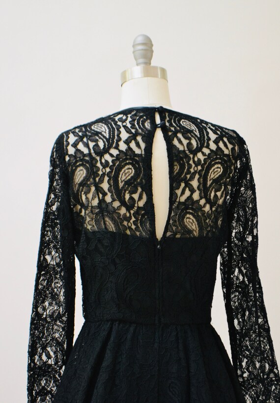 Vintage 80s 90s Black lace Dress Small Medium Lon… - image 9