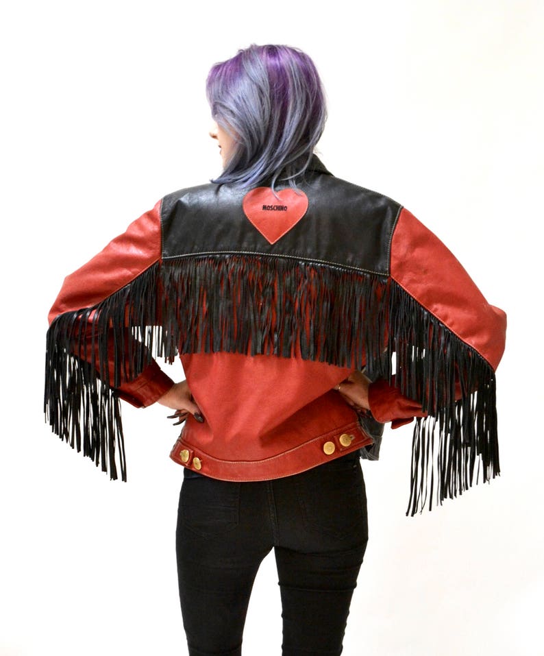 90s Vintage Moschino chaqueta de cuero amor fleco corazón rojo y negro marino Moschino Jeans hechos en ITaly imagen 3