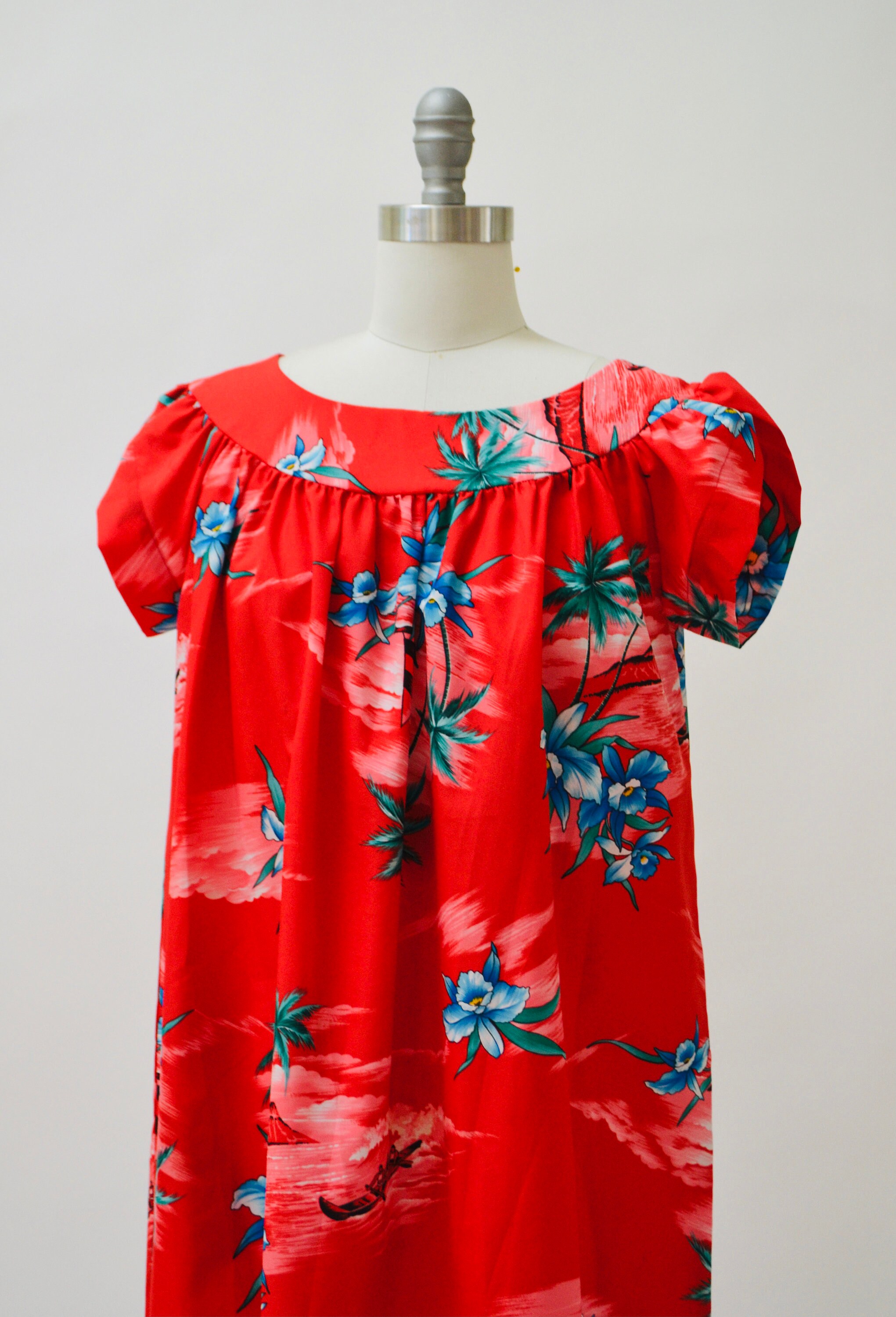 80s Vintage Red Hawaiian Floral Print Dress Size Large Beach Cover up ...