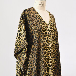 80s 90s Vintage Animal Print Dress Caftan Kaftan Beach Cover Up Large XL PLUS SIZE // Vintage Leopard Print Caftan Kaftan Dress Large xl image 5