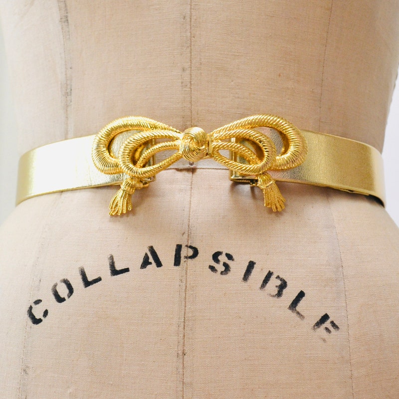 Vintage Bow Chain Belt