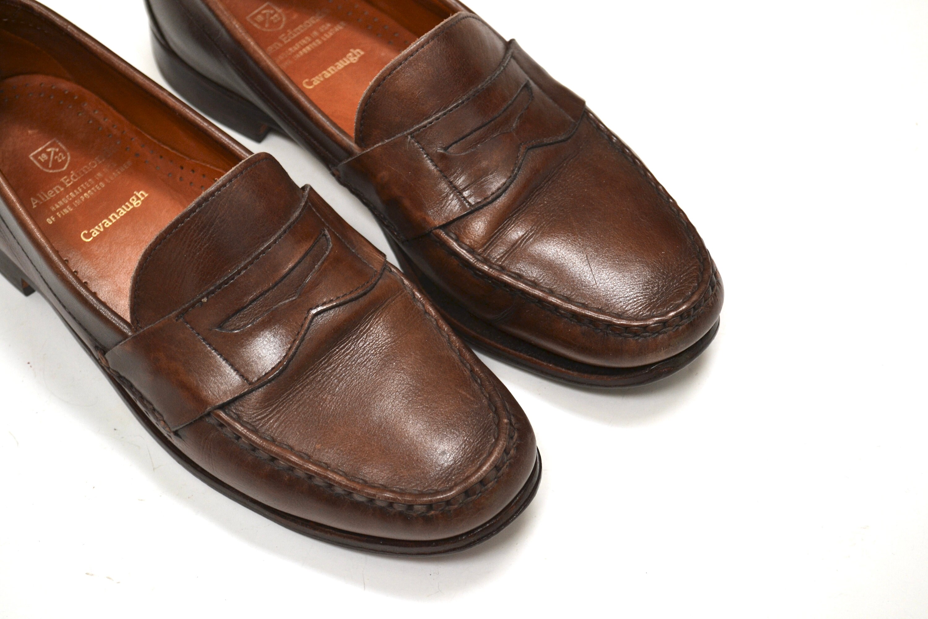 Allen Edmond Men\'s Brown Leather Loafers size 9 1/2 Men’s Allen Edmonds Cavanaugh Pinch Penny Slip-on Loafer - Walnut  main image 3