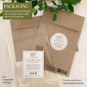 K&ouml;nnte beinhalten: Ein Set aus braunen Umschl&auml;gen aus Recyclingpapier und einem kompostierbaren Klarsichtbeutel. Ein wei&szlig;er runder Aufkleber auf dem Umschlag tr&auml;gt die Aufschrift YAY! GOODIES FROM WILLOW GLEN INSIDE. Eine wei&szlig;e Karte zeigt den Text THANK YOU FOR YOUR ORDER.