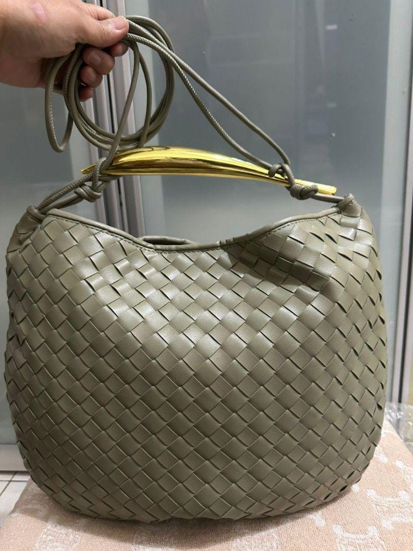イタリア製 BOTTEGA VENETA トートバッグ ハンドバッグ ビンテージ 新品同様 BOTTEGAVENETA ボッテガヴェネタ トートバッグ ラージ