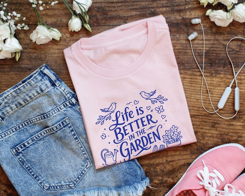 Life Is Better In The Garden png - Funny png - Print File - Funny Sublimation Design - Houseplants png - Digital Download 
Life Is Better In The Garden PNG SVG, Retro Gardening Quote PNG, Vintage Plant Lover Aesthetic Design, Cozy Green Garden Humor Sublimation 
PNG Funny Saying | Dirty Hoes Garden Club | Funny Gardening Design | Dirty Hoe | Woman Holding Hoe | Plant Lover | Green Thumb | Planting